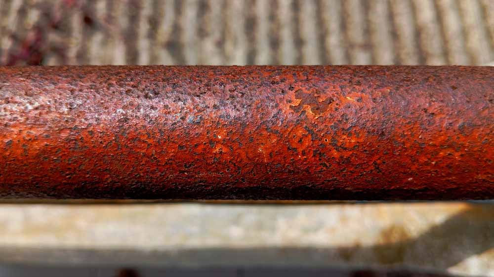 corroded pipe line